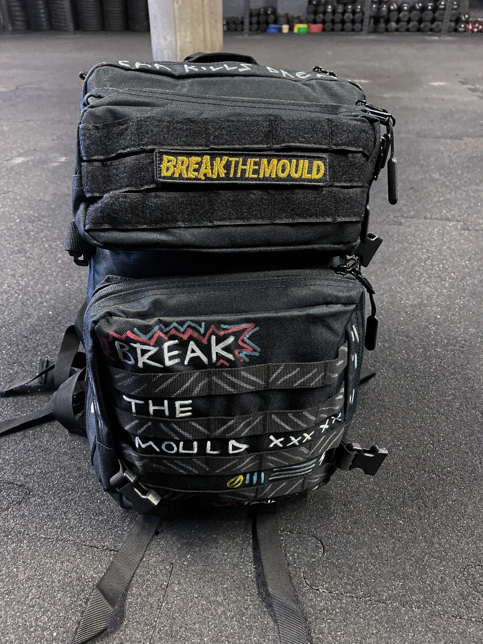 BREAKTHEMOULD BACKPACK (LIMITED EDITION)