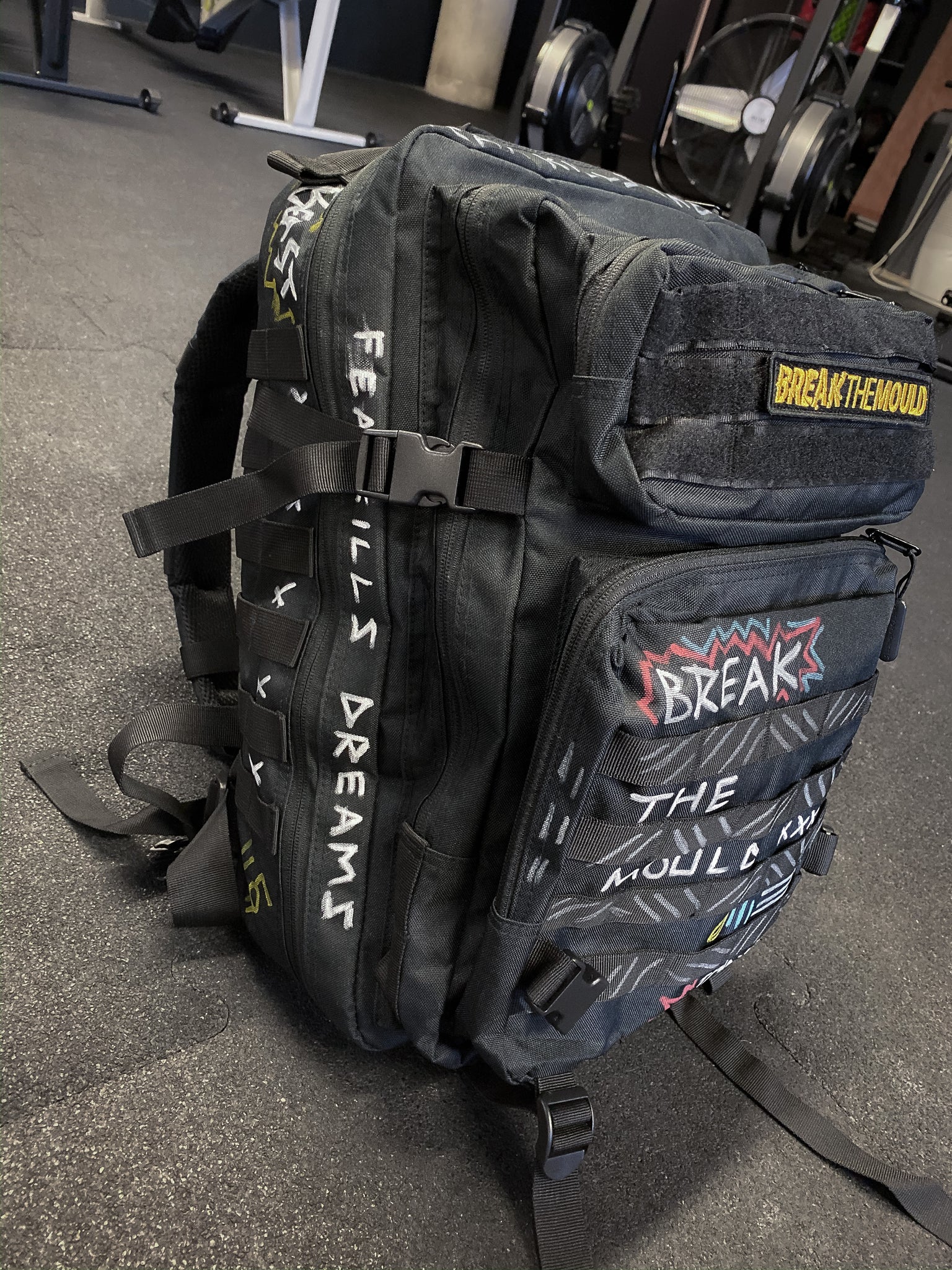 BREAKTHEMOULD BACKPACK (LIMITED EDITION)